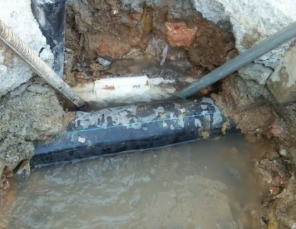 鄂托克前测漏水之水管漏水